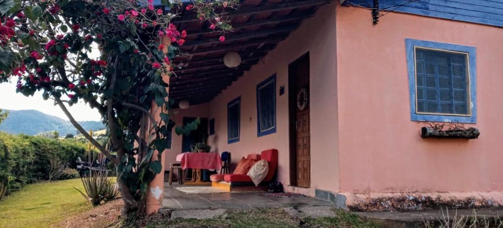 Homestay Casa Na Montanha A 500 Metros Da Pedra Do Bau *