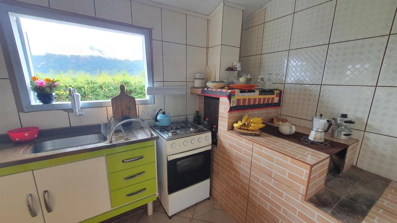 Casa Na Montanha A 500 Metros Da Pedra Do Bau Homestay *