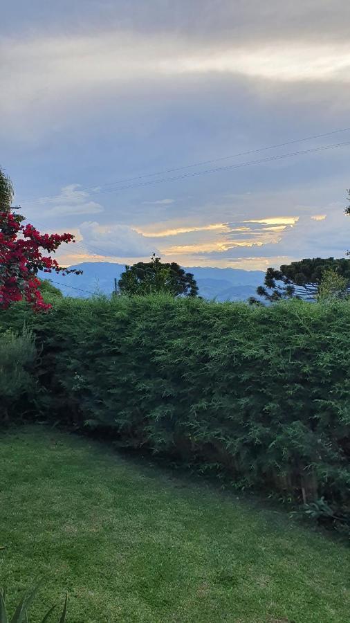 Casa Na Montanha A 500 Metros Da Pedra Do Bau Homestay