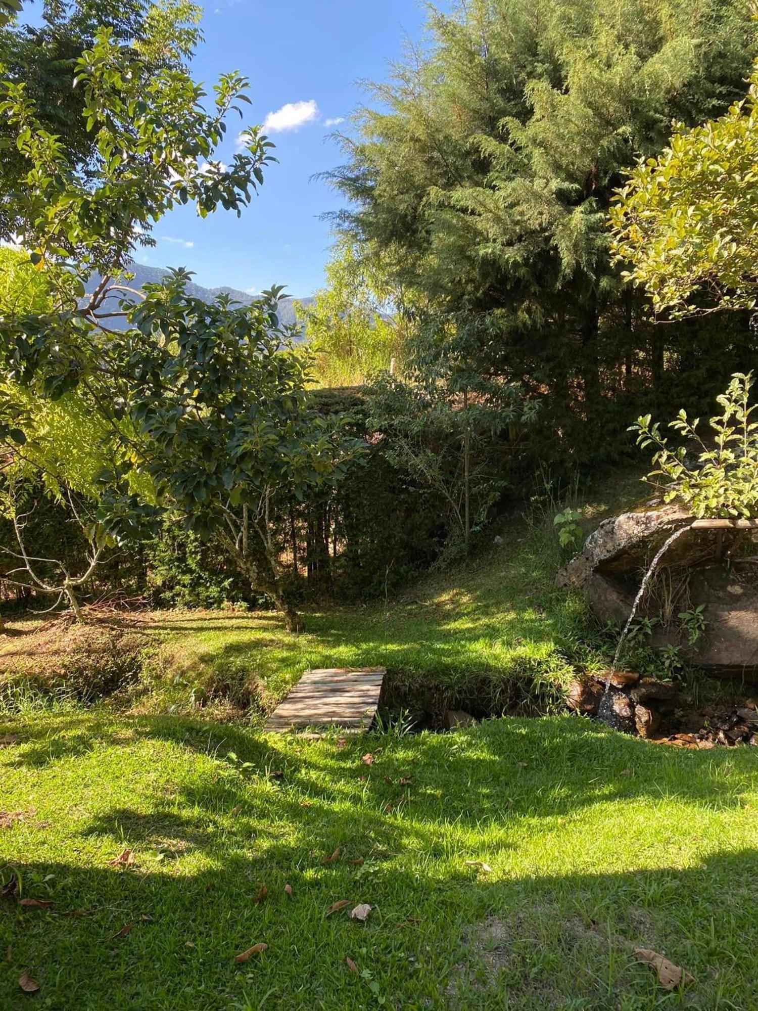 Homestay Casa Na Montanha A 500 Metros Da Pedra Do Bau Sao Bento do Sapucai